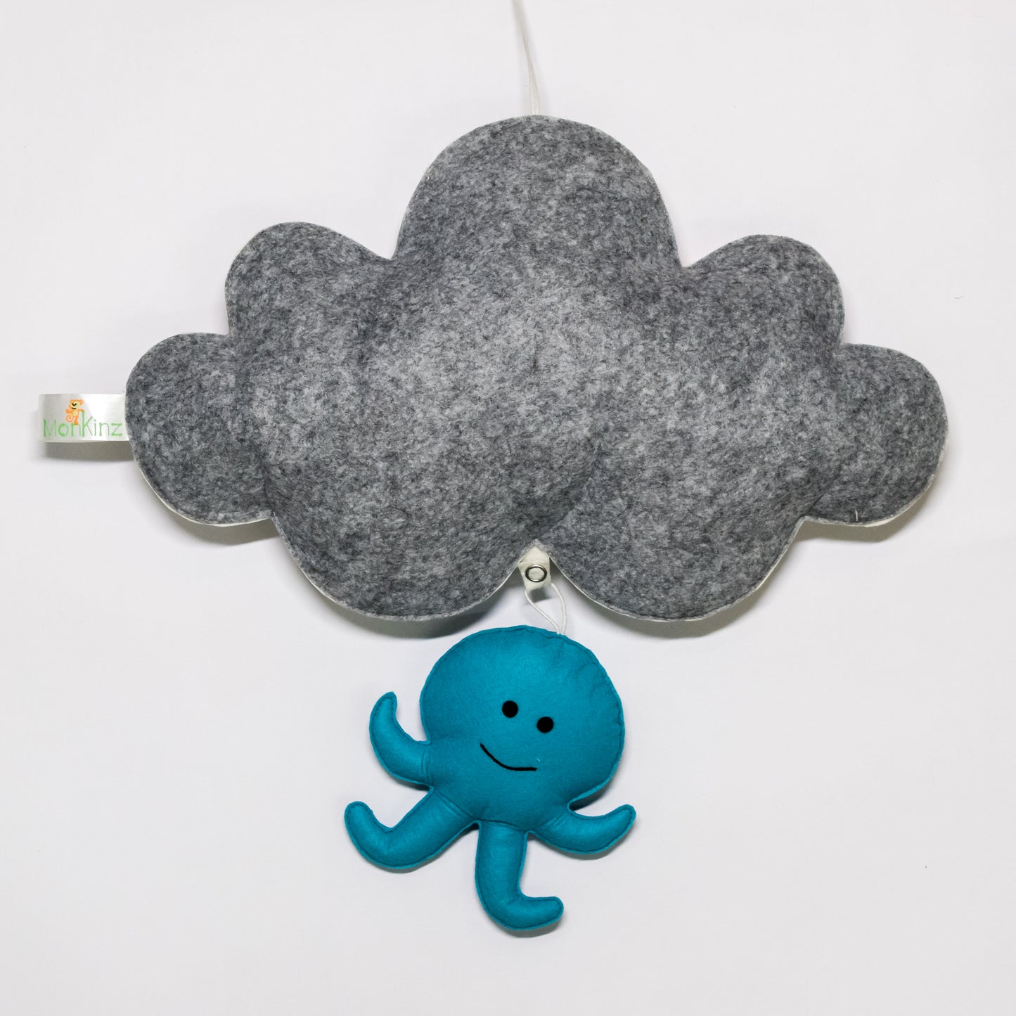 Cloud hanging with mini - Monkinz