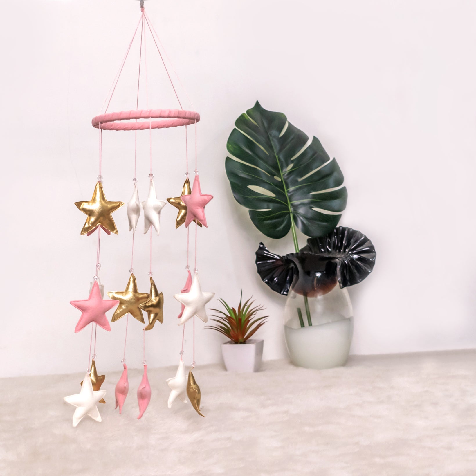 Stars Hanging - Monkinz