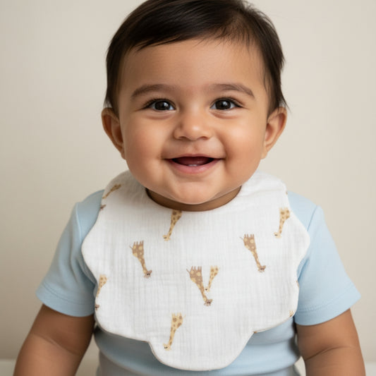 Ultra-Soft Muslin Baby Bib – 100% Cotton (0–18M) - Giraffe Land