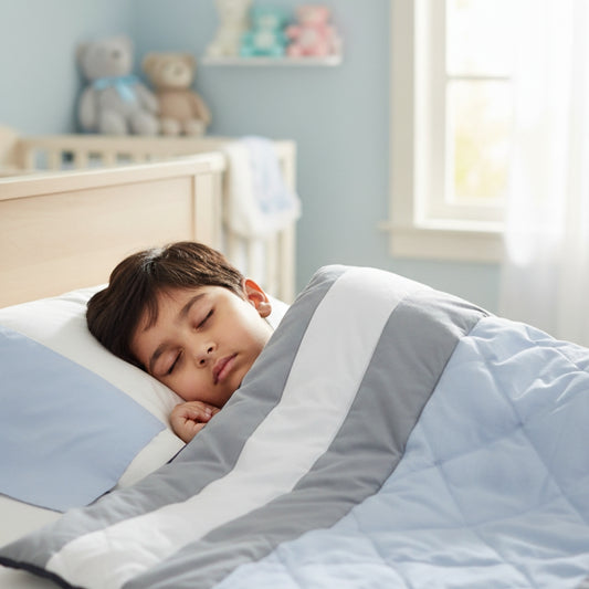 Dreamy Stripes Quilt (Blue)