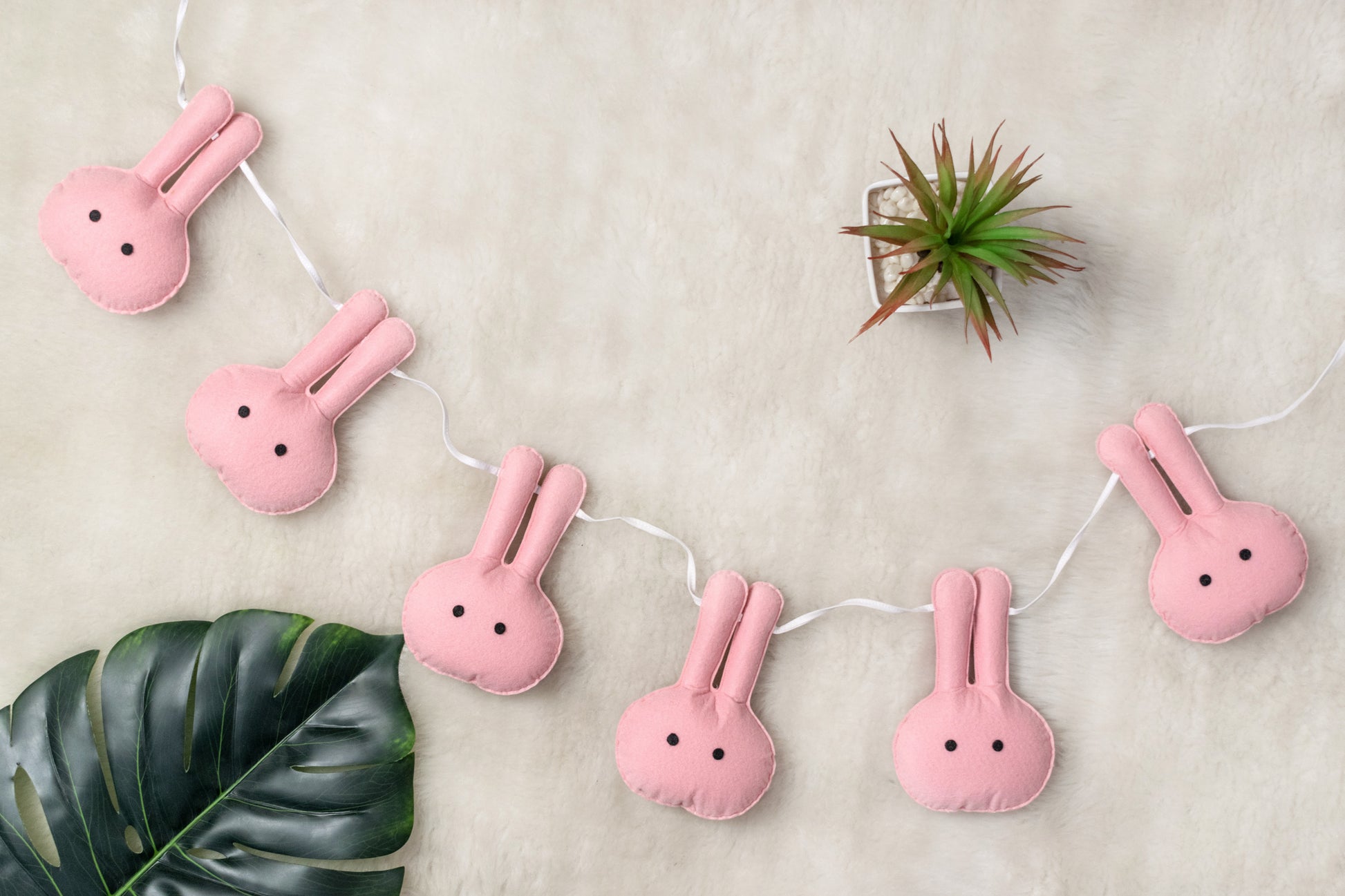 Bunny Bunting - Monkinz